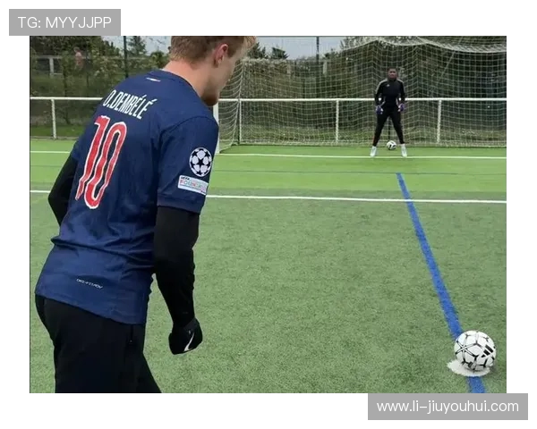 连续射门挑战：球员如何提高射门精度与速度的训练方法探究